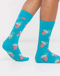 From Uninteresting to Wonderful: Transforming Your Clothing collection with Happy Socks post thumbnail image