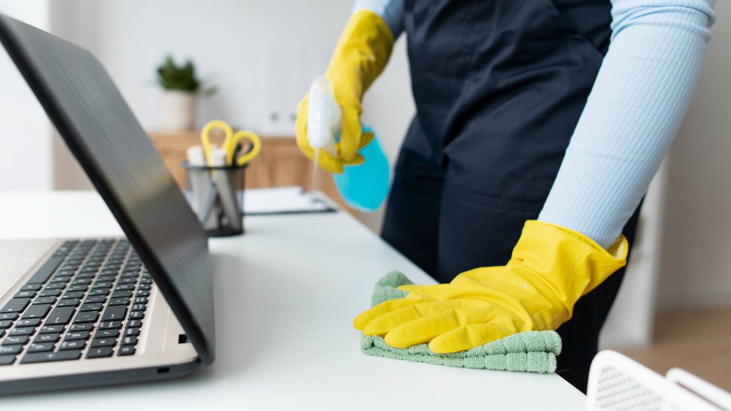 Emerald Clean: Seattle’s Go-To Office Cleaning Team post thumbnail image