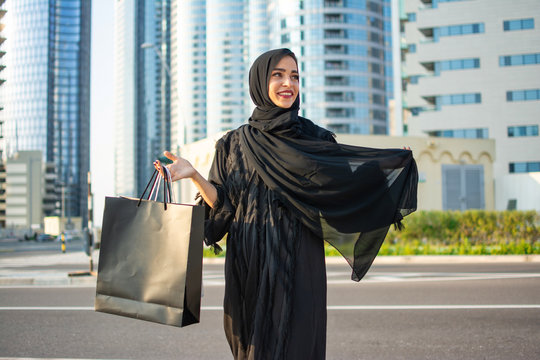 The Unique Background of the Abaya post thumbnail image